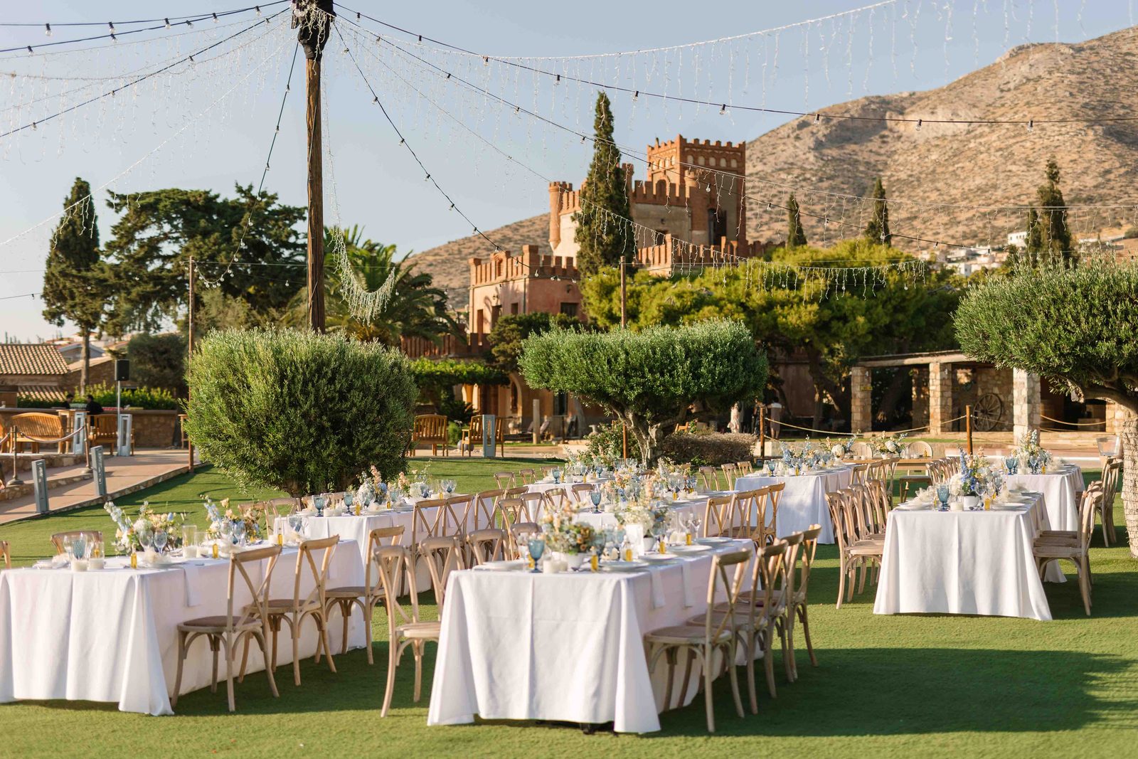 Estate wedding reception at dusk, Pyrgos Melissourgou, Athens